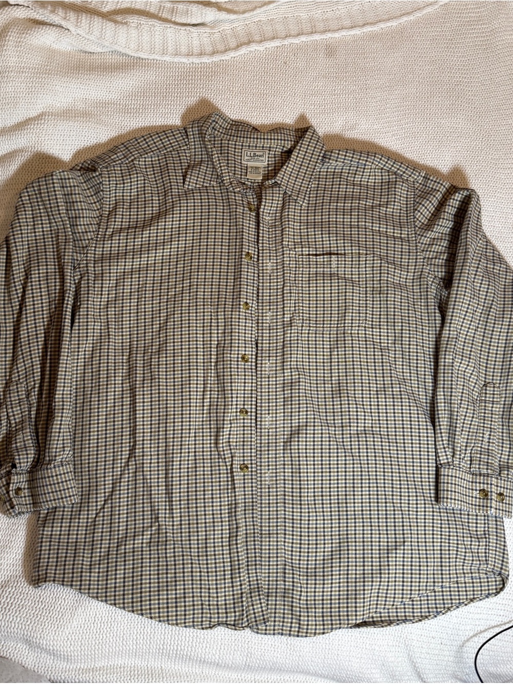 Vintage L.L.Bean Men’s XL Cotton Plaid Button-Up Shirt – Soft Lightweight